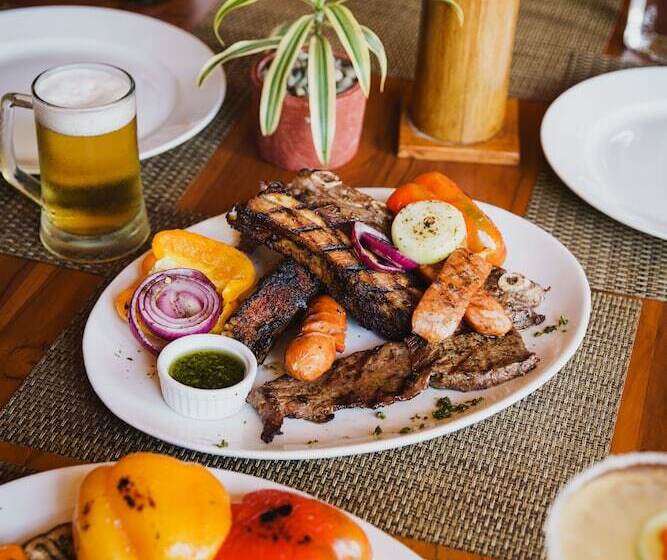 Treecasa Hotel & Resort