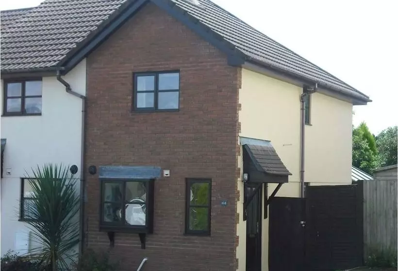 Cornish Holiday   Meadow Rise