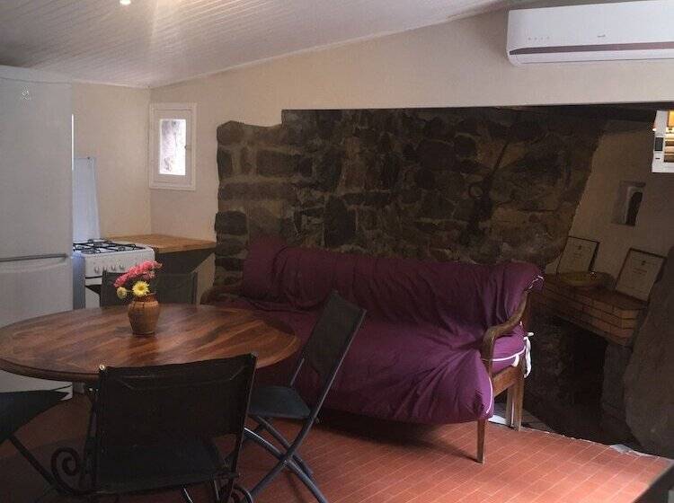 בית מלון כפרי A Flatta