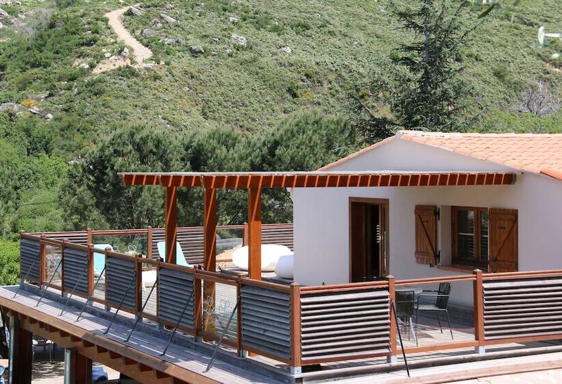 בית מלון כפרי A Flatta