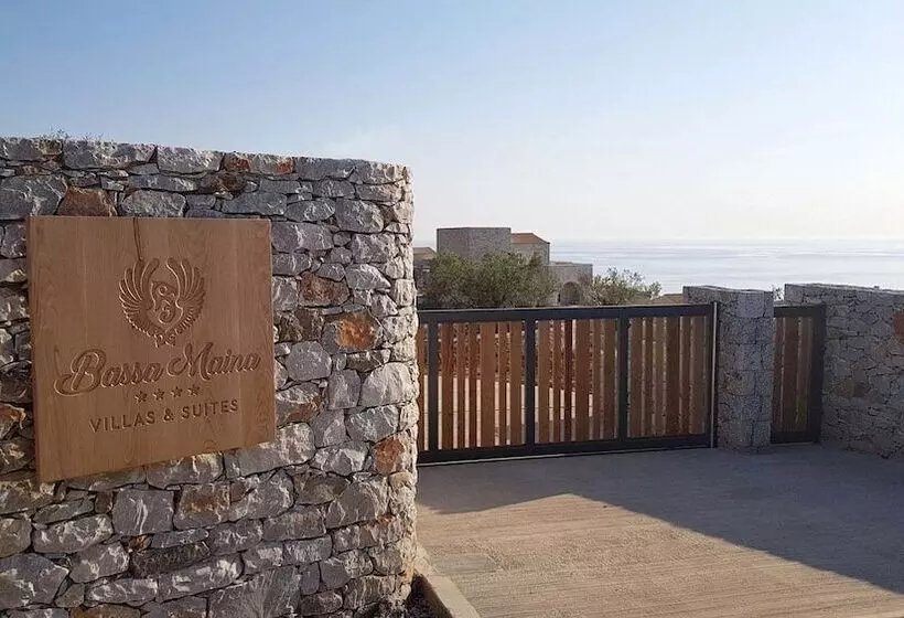 ホテル Bassa Maina Villas & Suites