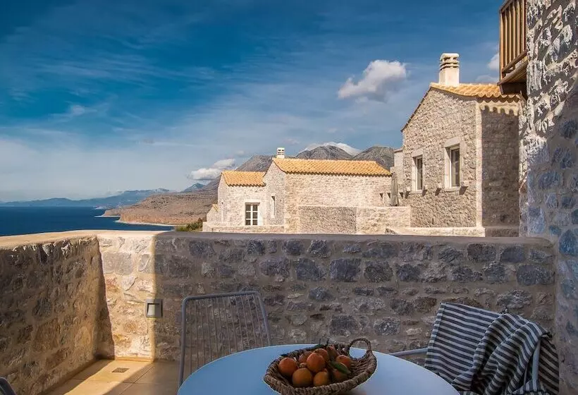 ホテル Bassa Maina Villas & Suites