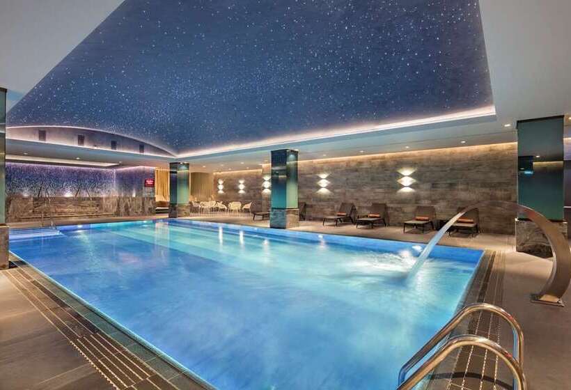 هتل Doubletree By Hilton Skopje