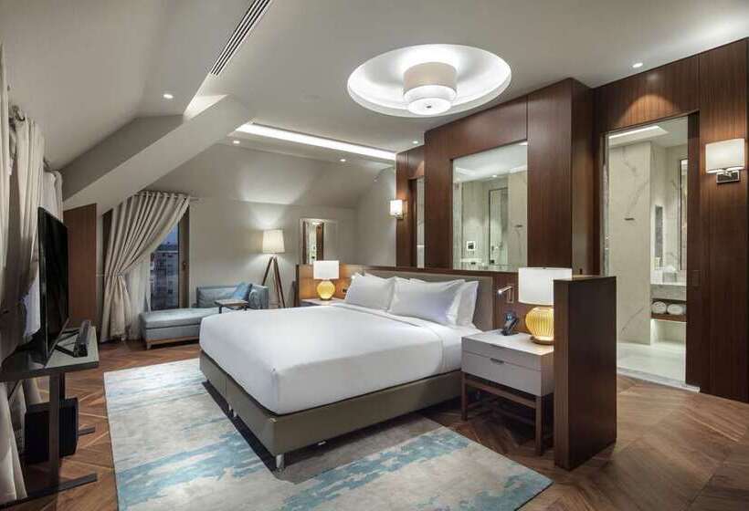 هتل Doubletree By Hilton Skopje