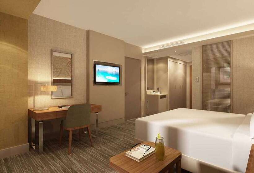 هتل Doubletree By Hilton Skopje