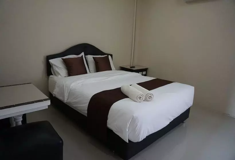 Hotelli Monmai Resort