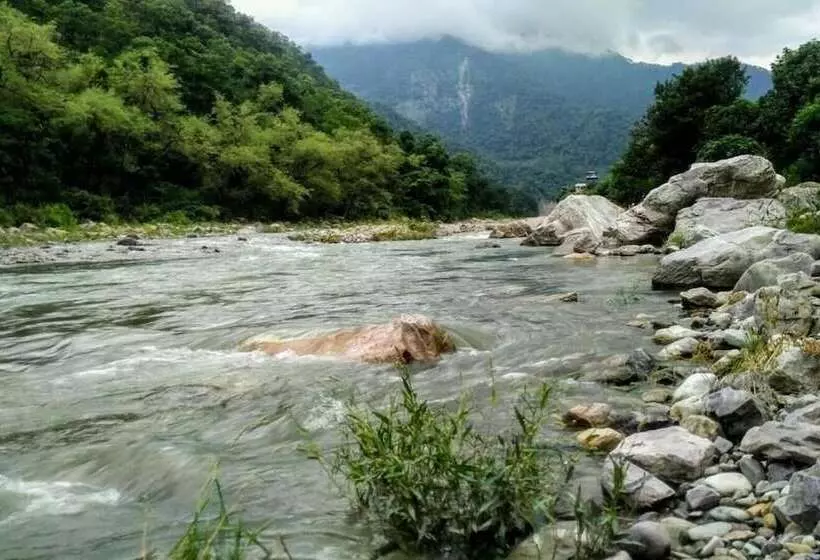 Hotel Nishantam Sanctuary Rishikesh