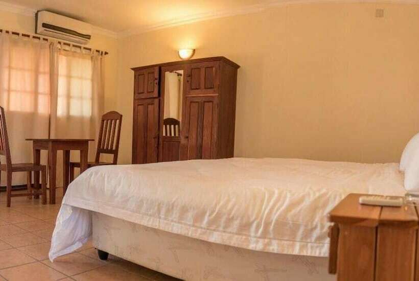 Hotel Paraiso De Chidenguele Resort
