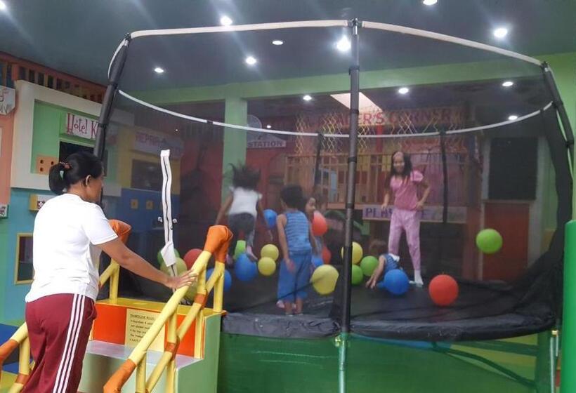 בית מלון כפרי Mj S Residences Garden