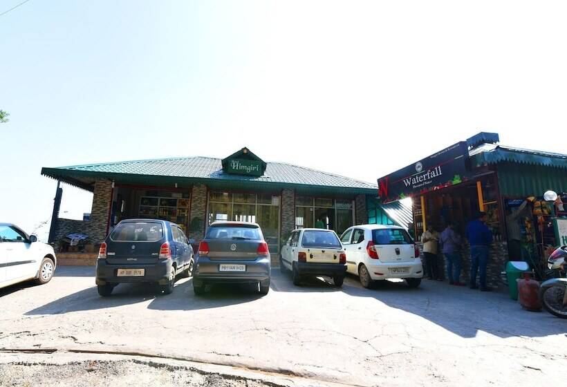 Oyo 12826 Hotel Himgiri