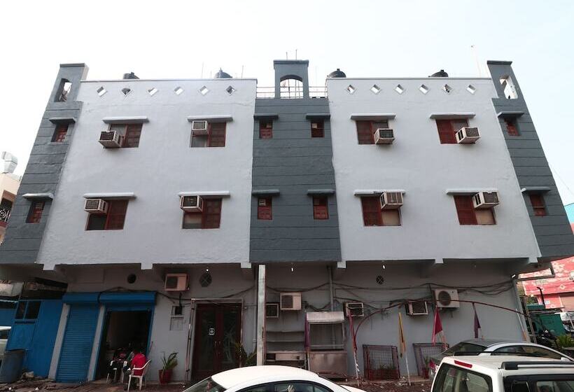 Oyo 14931 Hotel Step In