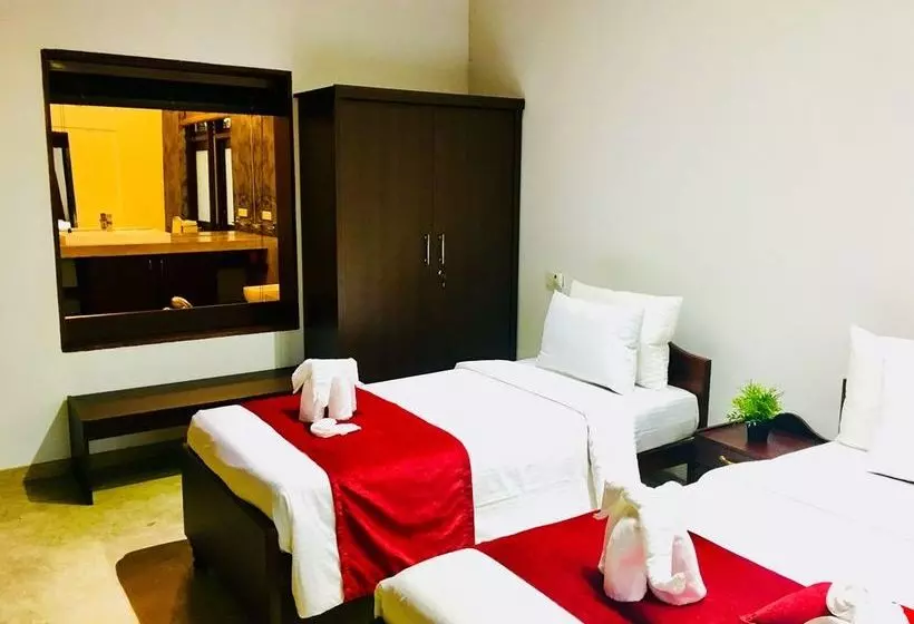 ペンション 8 Plus  Villa