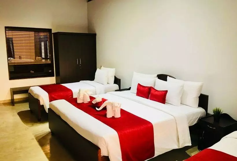 ペンション 8 Plus  Villa