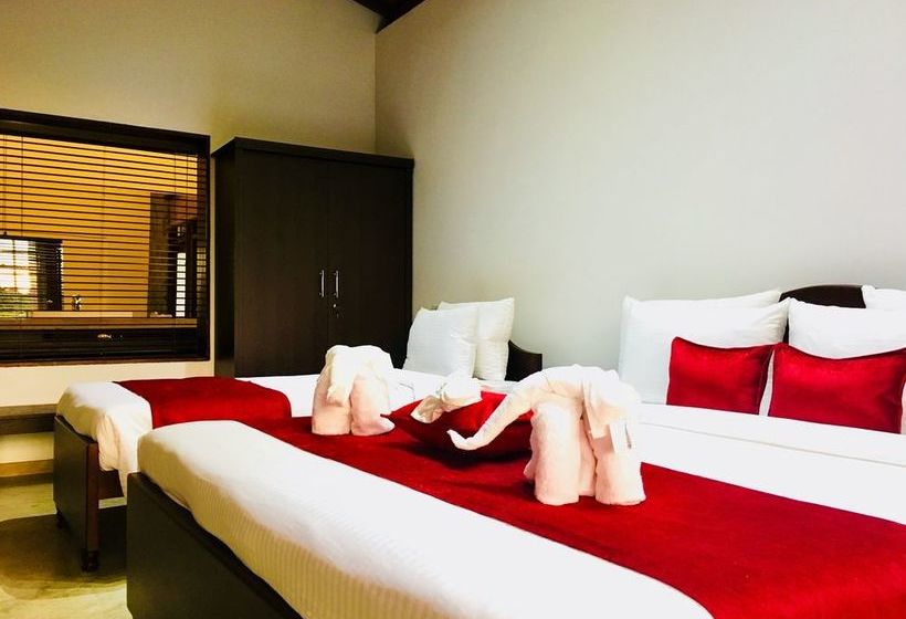 ペンション 8 Plus Villa