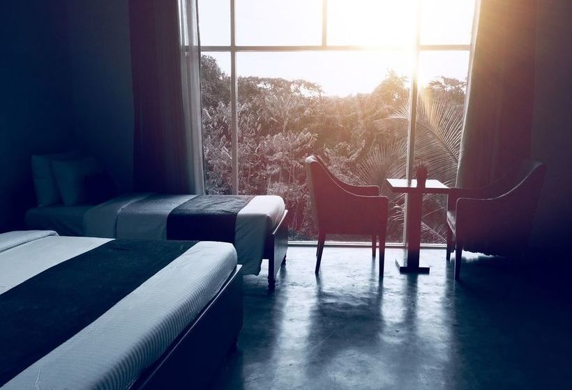 ペンション 8 Plus Villa