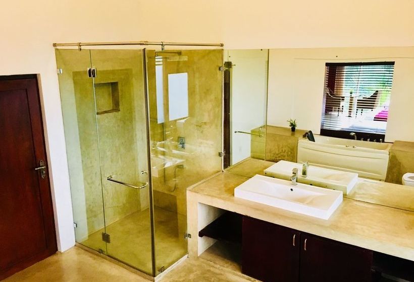 ペンション 8 Plus Villa