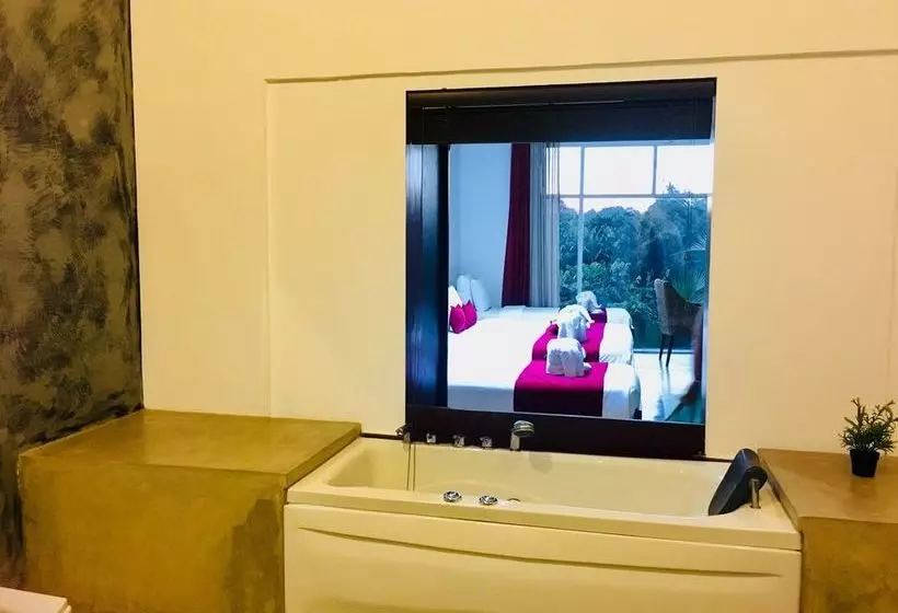 ペンション 8 Plus  Villa