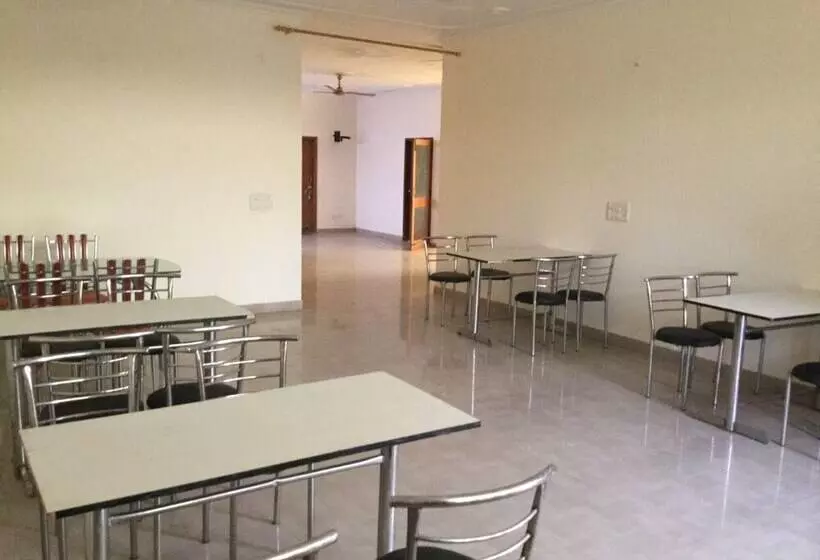 Majatalo Aman Inn