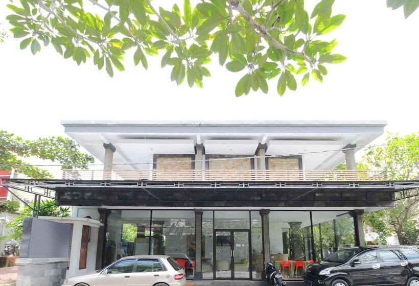 פנסיון Bali Tulip