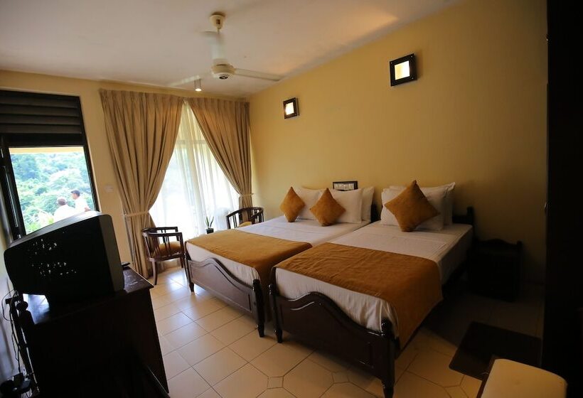 بنسيون Kitulgala Heritage Rest House