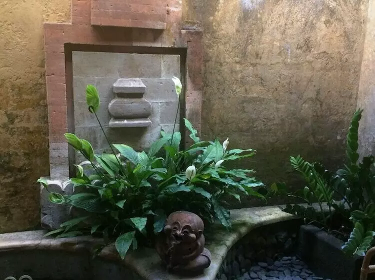 Majatalo Puri Sangkih