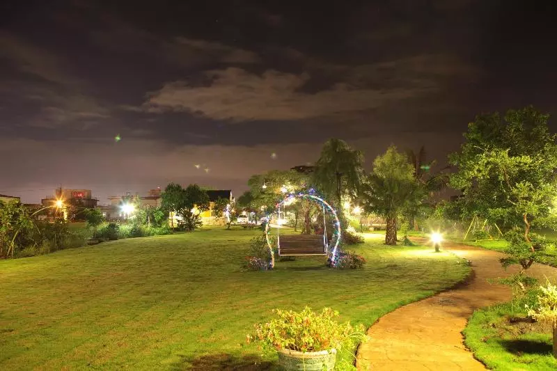 پانسیون Rainbow Garden B&b