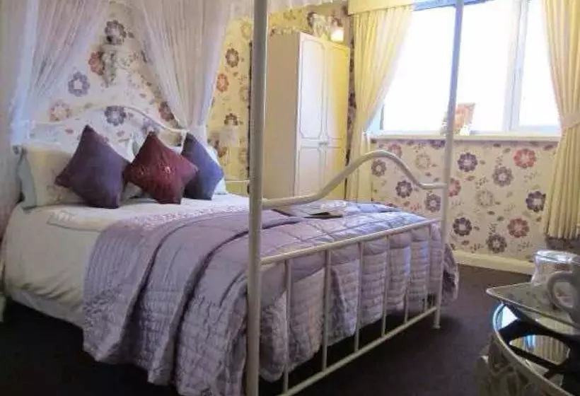 Majatalo The Sunningdale