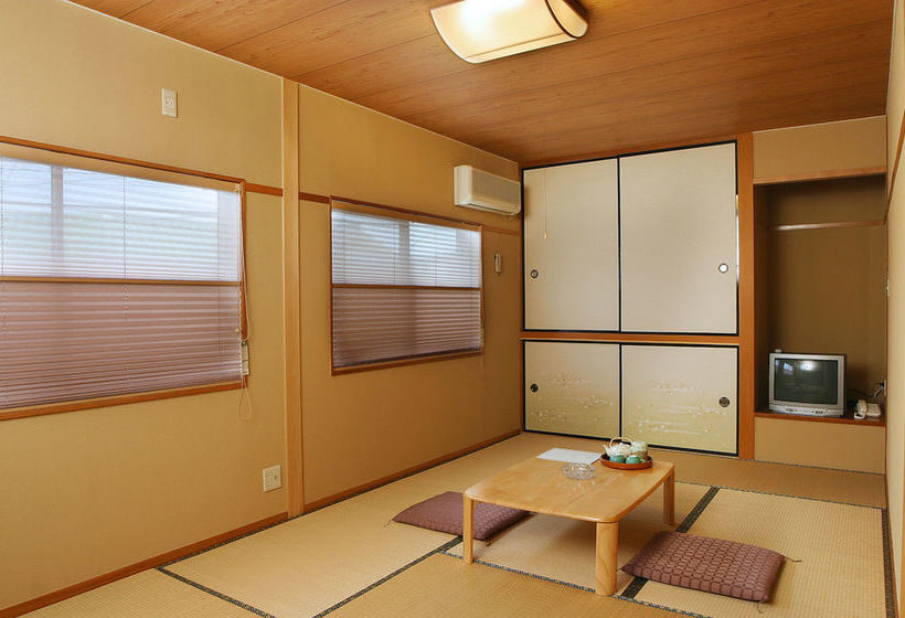 료칸 Yawaranoyu Maruya