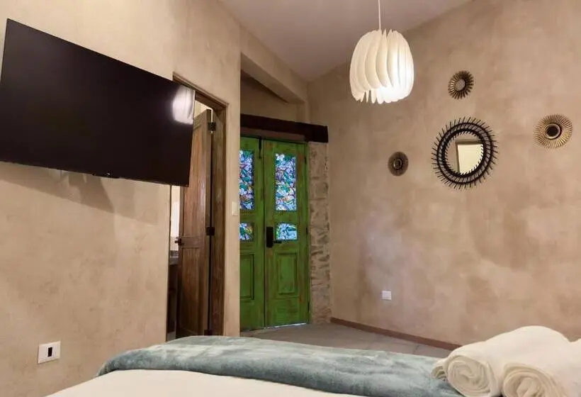 ペンション Mueganos 4 En Valquirico