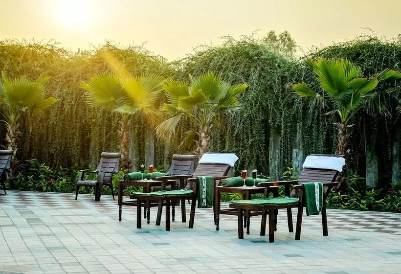 Gajraj Trails Resort