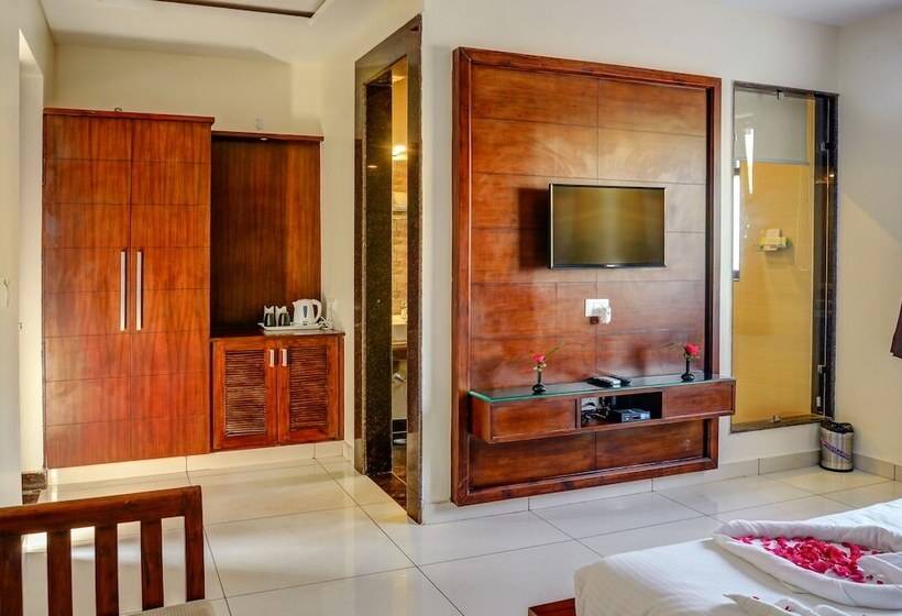 Gajraj Trails Resort