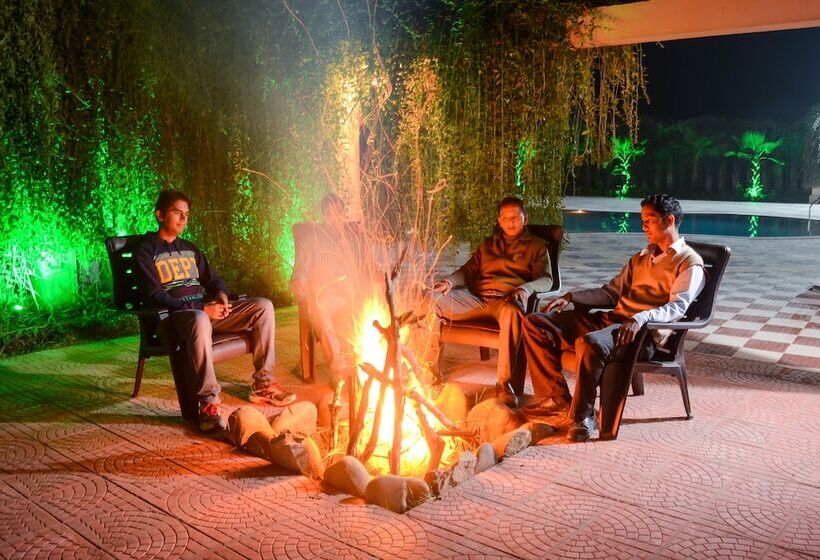 Gajraj Trails Resort