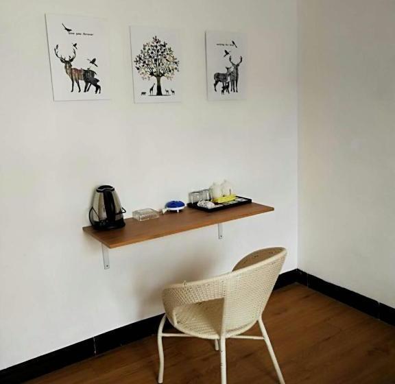 פונדק Shan Ju Ge Hotel Yangshuo