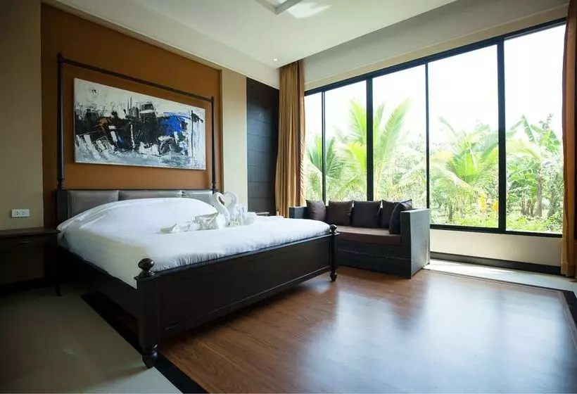 Hotelli Dream Garden Resort