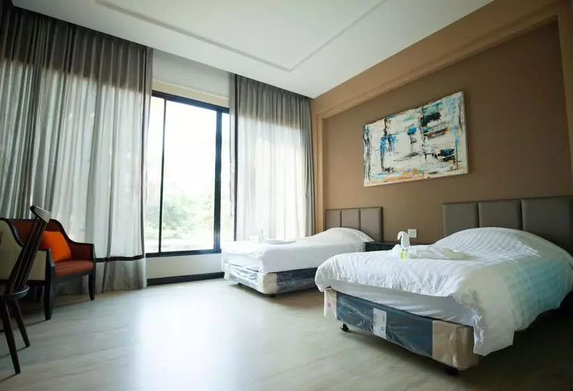 Hotelli Dream Garden Resort