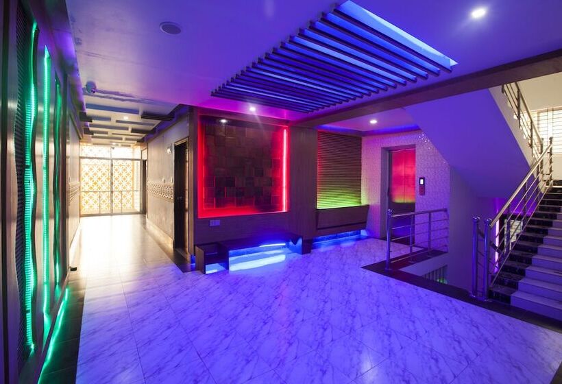 هتل Galaxy Resort Limited