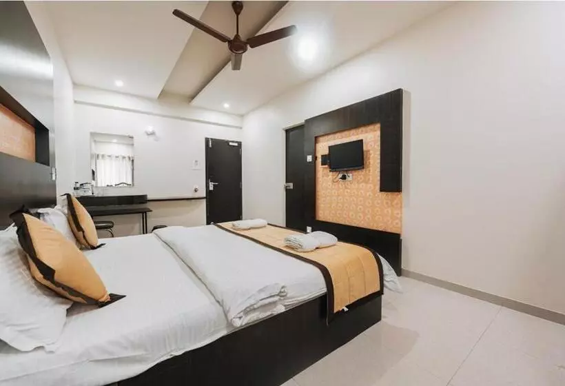 Hotelli Krushna Inn