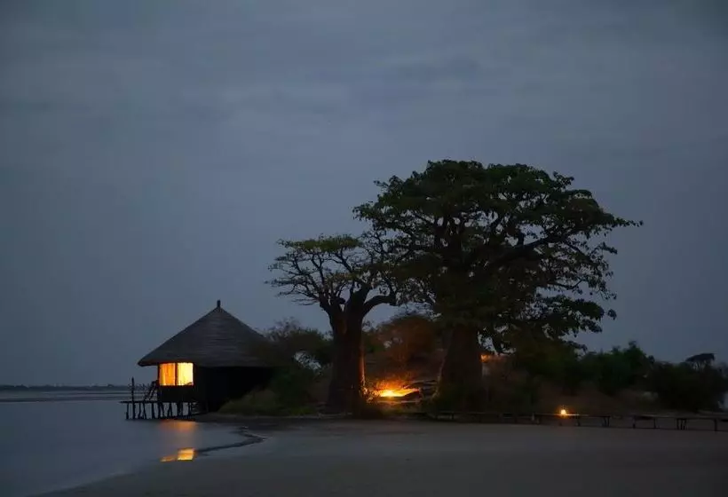 هتل Lodges Des Collines De Niassam