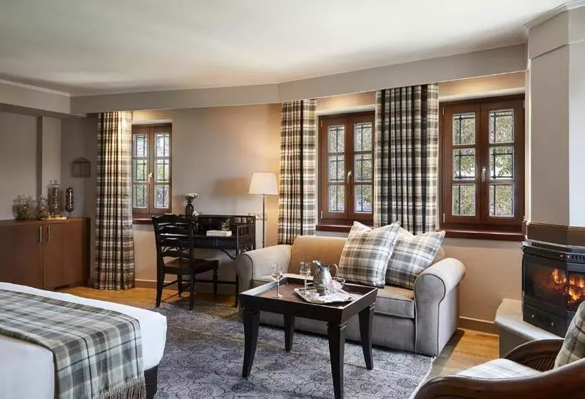 Hotelli Mountrace Suites & Spa