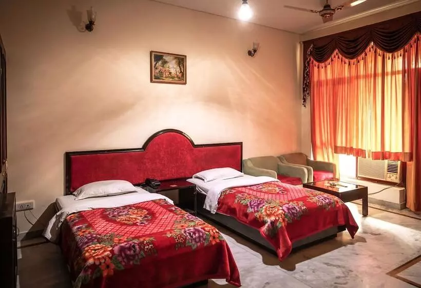 Hotelli Neeraj Bhawan