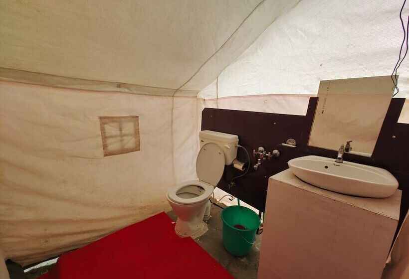 فندق Pangong Paradise