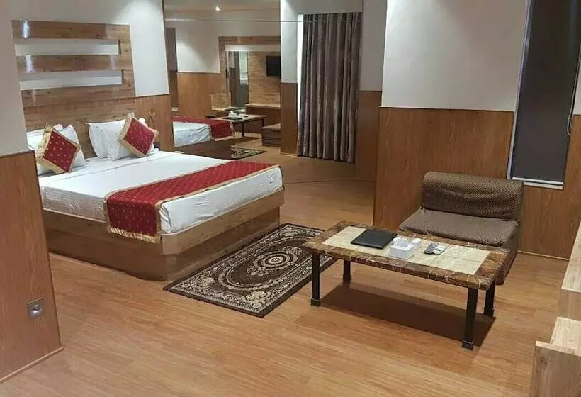 Hotelli Surya International