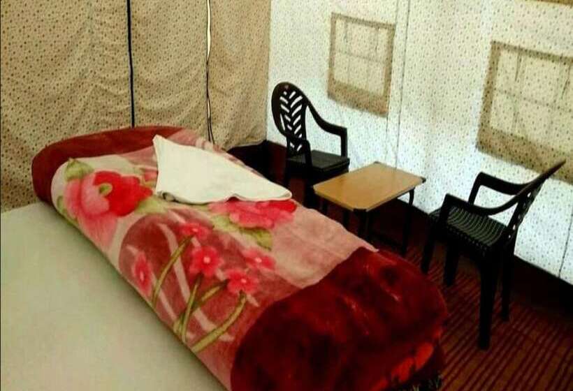 فندق Tih Pangong Lake View Cottages And Camps