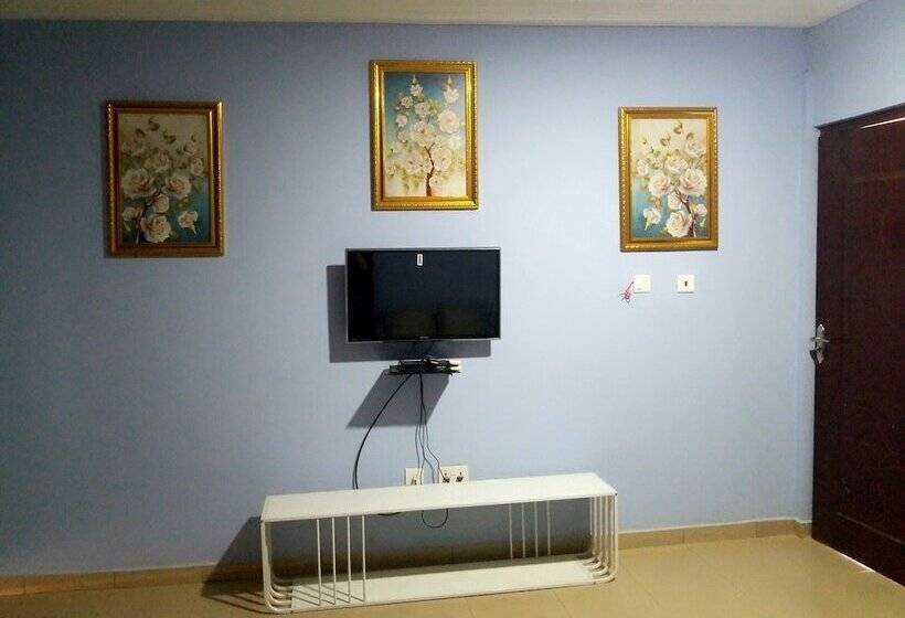 ホテル Tropical Nectar Apartment