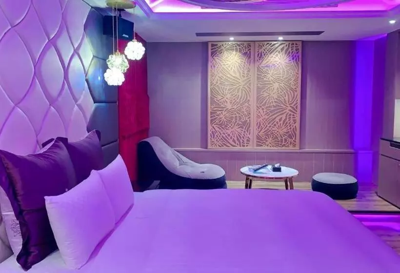 I More Motel