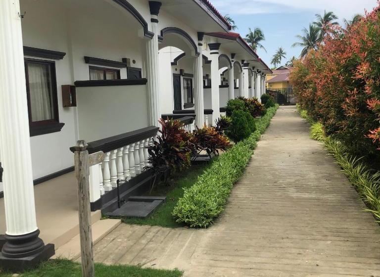 K Resort Ngwe Saung Beach