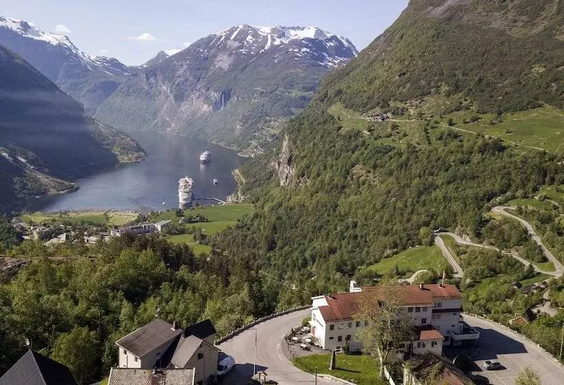 L Utsikten Geiranger   By Classic Norway Hotels