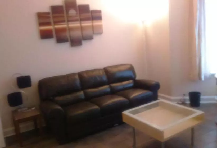 Marley Mansions Apartment   Clarendon