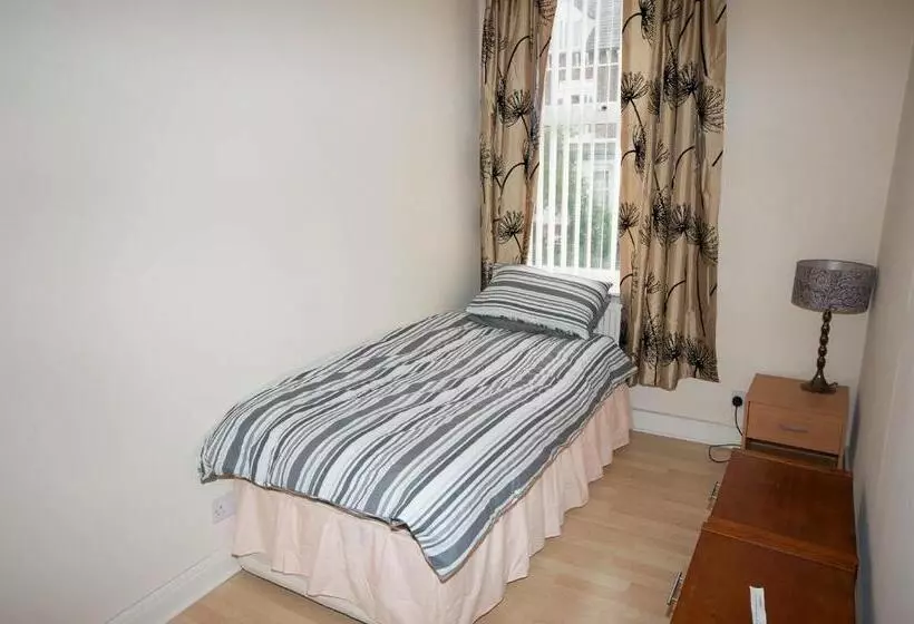 Marley Mansions Apartment   Clarendon