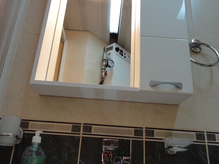 Majatalo Accommodation Mell